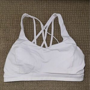 Lululemon Free to Be Serene Sports Bra